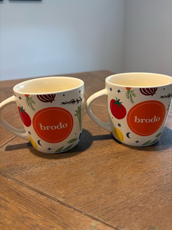 Brodo Other - Brodo Bone Orange Logo Ceramic Mug Veggie Print  - Set of 2